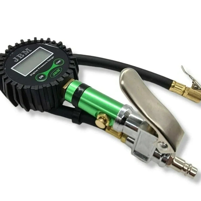 "Risparmia Carburante e Migliora la Sicurezza con il Manometro Pressione Gomme Digitale"